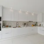 Lovely House 公寓 *